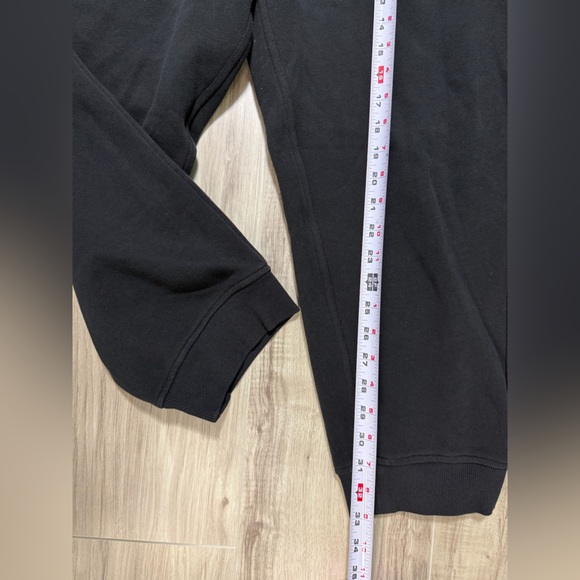 Lululemon Athletica Scuba Cropped Joggers - Picture 6 of 7